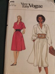 8568 EZ FLARE PULLOVER COLLAR DRESS LENGTHS PATTERN 8-12